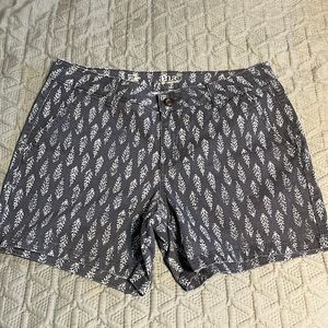 A.N.A. Twill shorts